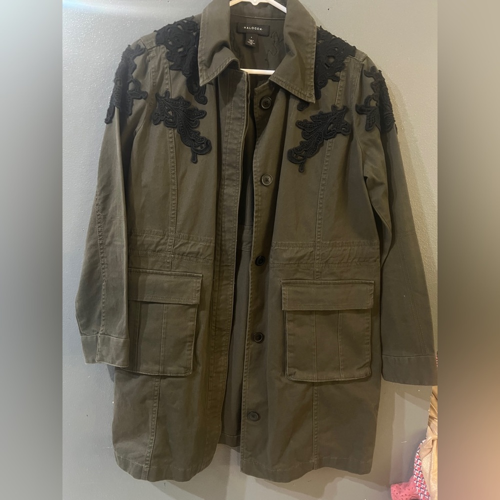 Halogen utility jacket